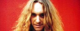 SMRT SI ŘÍKÁ ROCK'N'ROLL:Cliff Burton (21.)